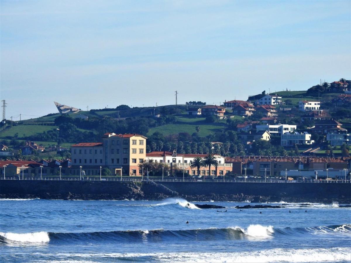 기욘 North Surf House 호스텔 외부 사진